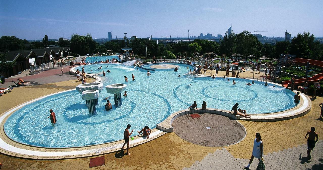 Luxury Apartments "Garden Of Eden" Вена Экстерьер фото