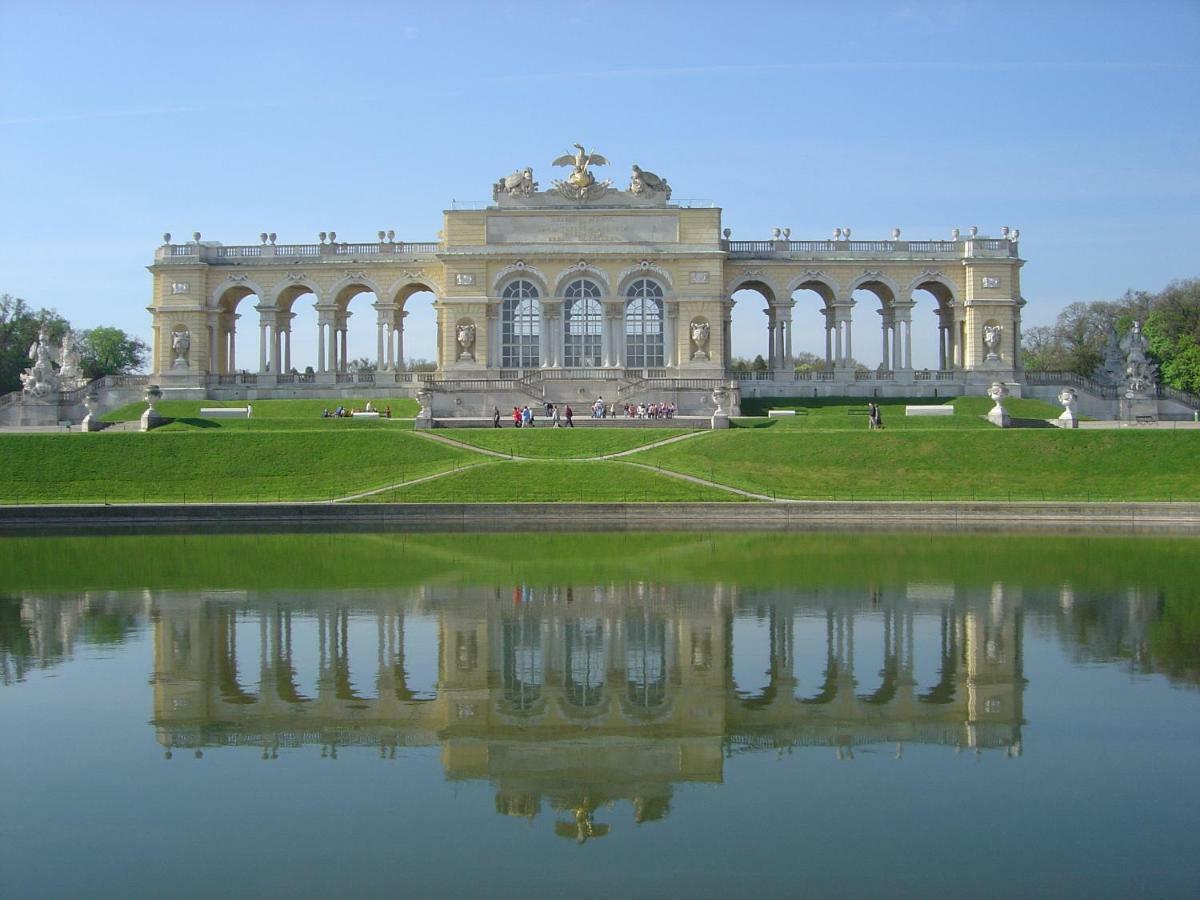 Luxury Apartments "Garden Of Eden" Вена Экстерьер фото
