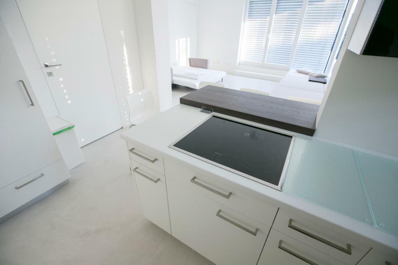 Luxury Apartments "Garden Of Eden" Вена Экстерьер фото